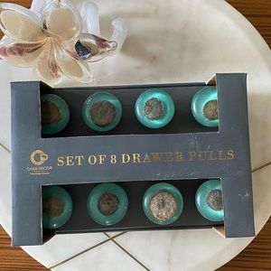 NIB CASA DECOR Aqua PULLS 3 sets of 8 pulls so 24!! Price is for all 3 sets